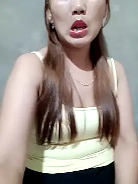 Emma-18h online show from July 2026 11:22:01 PM