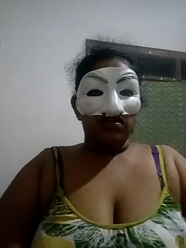 Snapshot of wildtulip0 chatting on June 2026 05:28:02 PM wildtulip0 online show from June 2026 05:28:02 PM