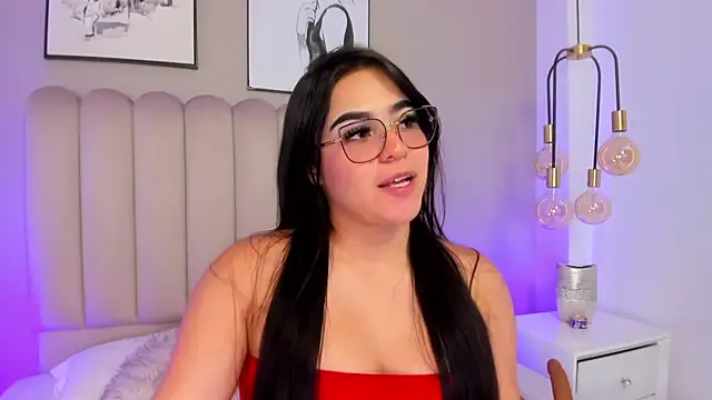 Snapshot of MarahBaker35 chatting on August 2026 08:51:02 PM MarahBaker35 online show from August 2026 08:51:02 PM