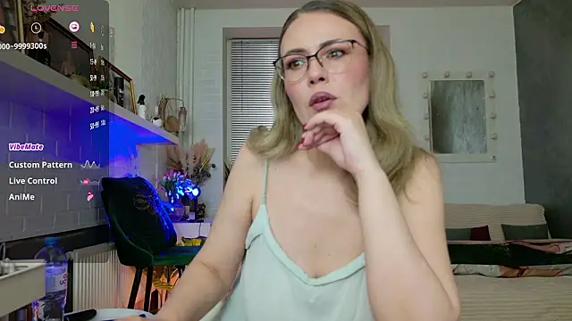 BeautyeyesLovely online show from February 2026 11:25:01 PM