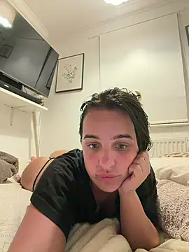 Snapshot of rubylouisess_ chatting on June 2026 11:09:02 PM rubylouisess online show from June 2026 11:09:02 PM