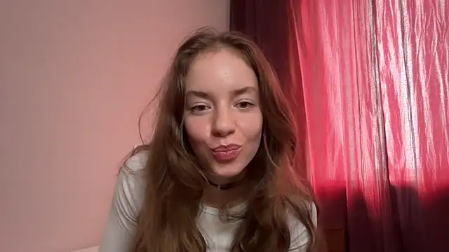 Snapshot of RoxyVivid chatting on July 2026 09:39:01 AM RoxyVivid online show from July 2026 09:39:01 AM