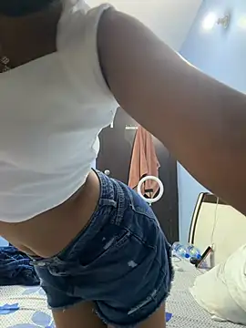 Snapshot of Muskan_alveera18 chatting on July 2026 03:58:02 PM Muskan alveera18 online show from July 2026 03:58:02 PM