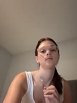 Snapshot of Ezrababes chatting on July 2026 11:22:01 PM Ezrababes online show from July 2026 11:22:01 PM