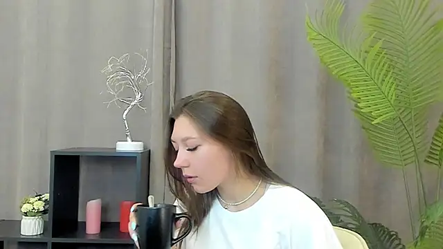 Snapshot of CarlitaThomley chatting on July 2026 10:21:02 AM CarlitaThomley online show from July 2026 10:21:02 AM