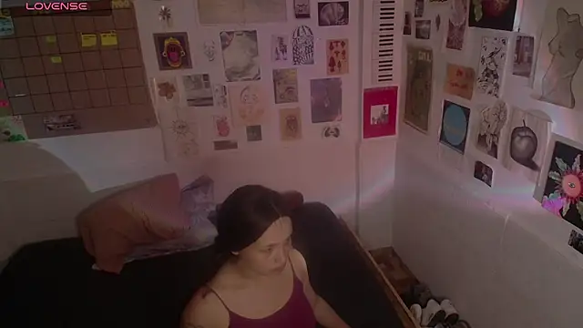 Pretty cheer online show from August 2026 01:07:01 AM
