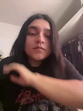 Snapshot of petitelatino chatting on July 2026 04:58:01 PM petitelatino online show from July 2026 04:58:01 PM