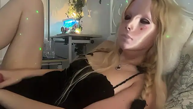 evangelineluvsyou online show from July 2026 08:04:01 PM