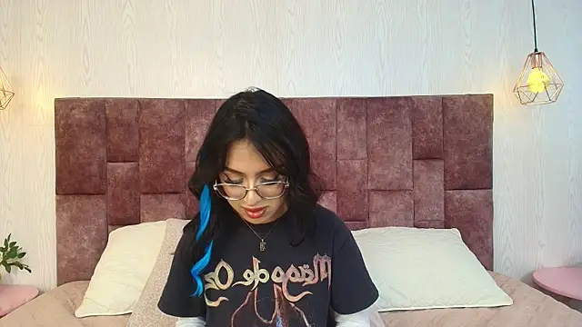 SamanthaFairyy online show from July 2026 03:03:02 PM