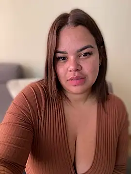 AliceStarshine online show from February 2025 03:08:02 PM