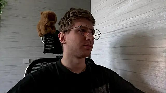 Einar Nut online show from July 2026 09:46:02 AM