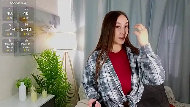 Snapshot of JinnyMenzella chatting on July 2026 03:44:01 AM JinnyMenzella online show from July 2026 03:44:01 AM