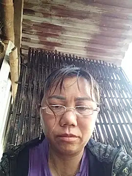 Snapshot of Mai-lingg chatting on July 2026 02:47:01 AM Mai-lingg online show from July 2026 02:47:01 AM