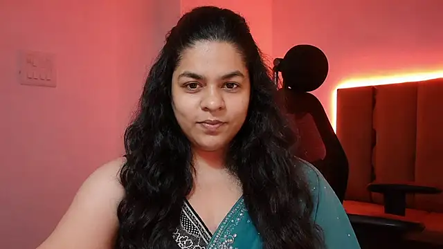 Nishacam59 online show from July 2026 06:32:01 PM