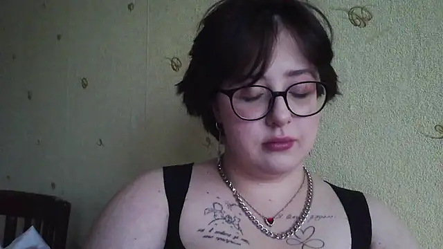 NessaLiberta online show from July 2026 01:15:02 PM