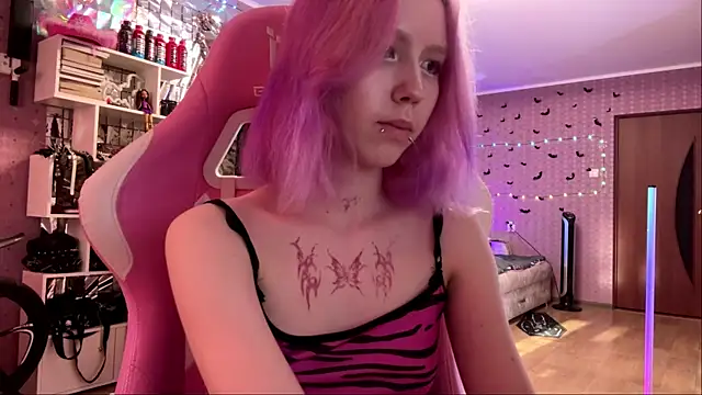 lonely bunny online show from July 2026 02:20:01 PM