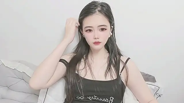 Snapshot of Chillgirl chatting on July 2026 02:11:01 PM Chillgirl online show from July 2026 02:11:01 PM