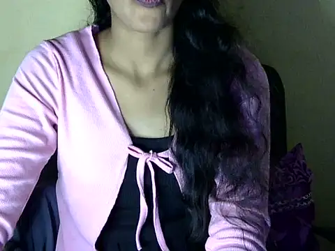 Snapshot of Hayat_K chatting on July 2026 03:50:01 PM Hayat K online show from July 2026 03:50:01 PM