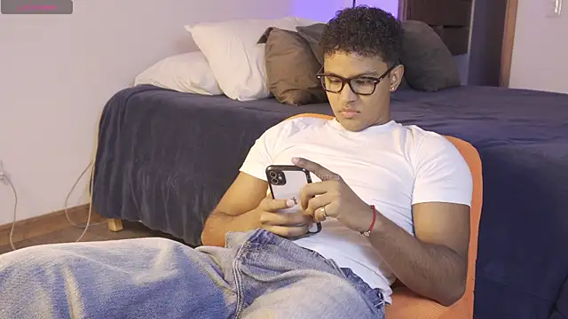 imlildante online show from July 2026 10:33:01 AM