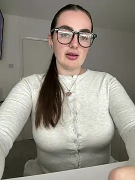 Snapshot of milfymell chatting on July 2026 11:24:02 PM milfymell online show from July 2026 11:24:02 PM