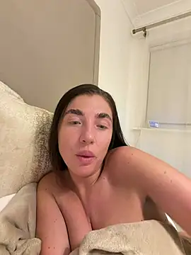 Snapshot of BellaTxx chatting on July 2026 10:58:01 PM BellaTxx online show from July 2026 10:58:01 PM