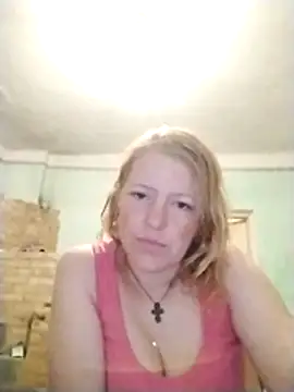 Snapshot of Ali-kis chatting on July 2026 08:22:01 PM Ali-kis online show from July 2026 08:22:01 PM
