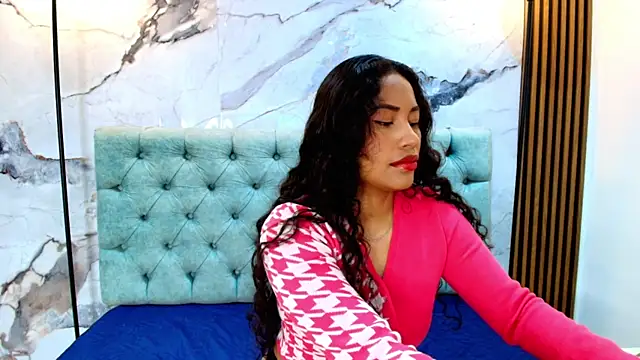 Snapshot of SaraVasquez_ chatting on August 2026 11:35:01 AM SaraVasquez online show from August 2026 11:35:01 AM