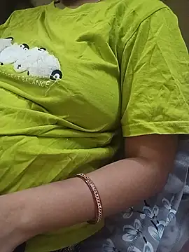 Snapshot of Lovely-Pihu chatting on July 2026 11:08:02 AM Lovely-Pihu online show from July 2026 11:08:02 AM