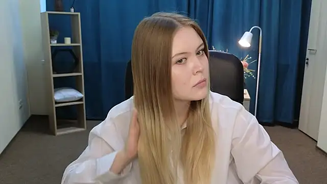 HortensiaHall online show from July 2026 03:48:02 AM