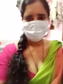 Snapshot of radhika78990 chatting on July 2026 02:48:02 PM radhika78990 online show from July 2026 02:48:02 PM