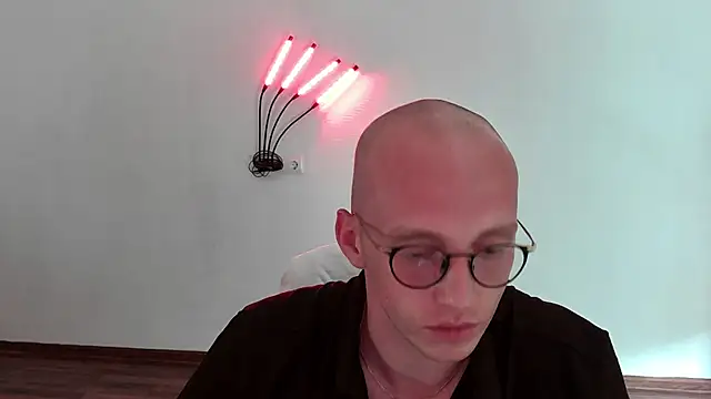 Snapshot of Alexxx_Diesel chatting on July 2026 06:22:02 AM Alexxx Diesel online show from July 2026 06:22:02 AM