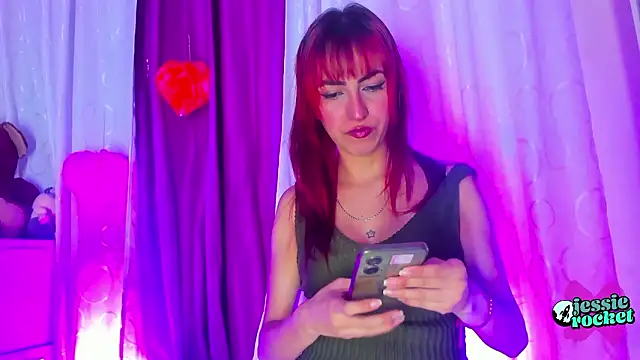 jessierocketx online show from March 2026 08:37:02 PM