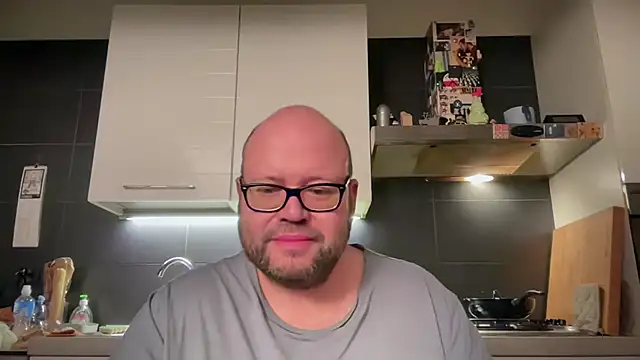 theitalianbear online show from January 2025 11:56:02 PM