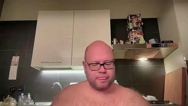 theitalianbear online show from February 2025 05:41:02 PM