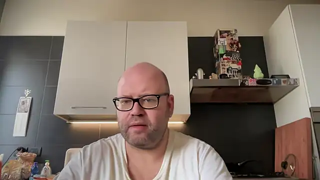 theitalianbear online show from October 2025 09:59:02 AM