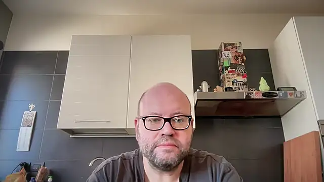 theitalianbear online show from October 2025 09:39:02 AM