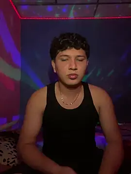 Eduardosexy  online show from August 2026 12:13:01 AM