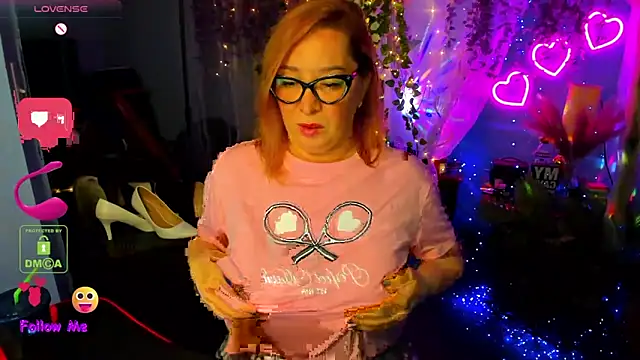 Snapshot of EllieFantastique chatting on March 2025 05:17:02 AM EllieFantastique online show from March 2025 05:17:02 AM