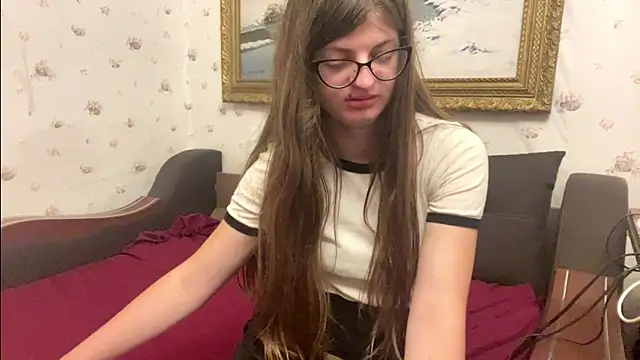 Snapshot of AngeOlia chatting on July 2026 11:37:01 PM AngeOlia online show from July 2026 11:37:01 PM