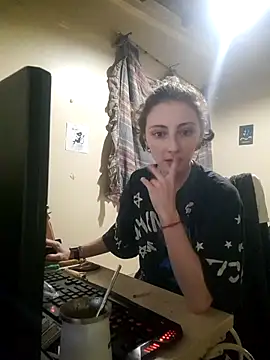 astrid20261 online show from July 2026 04:12:01 AM