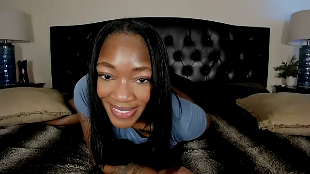 nicolesolace online show from March 2026 09:08:02 PM