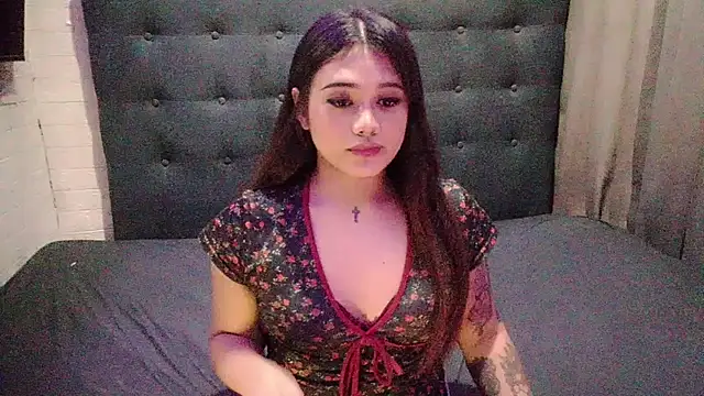 Snapshot of FoxxyJesa chatting on June 2026 03:43:01 PM FoxxyJesa online show from June 2026 03:43:01 PM