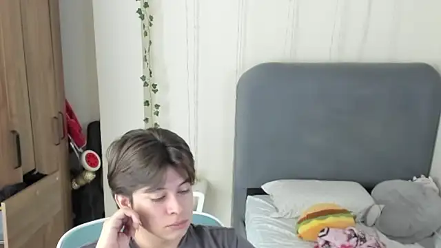 Felixxsexx online show from August 2026 12:37:01 PM
