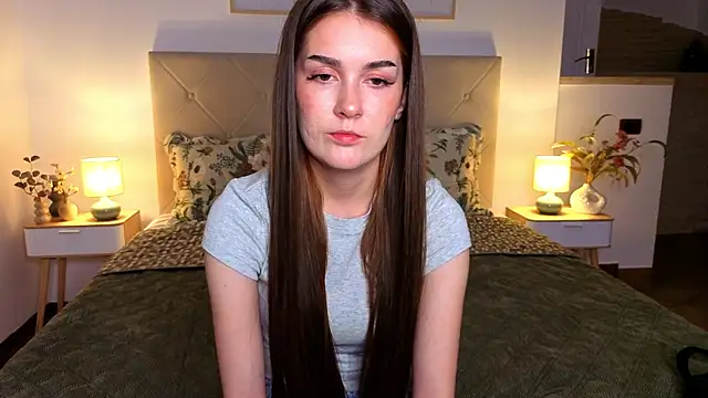VelvetKittyX online show from July 2026 01:32:01 PM
