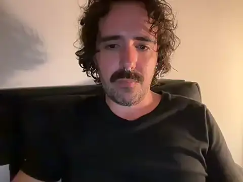 Lorenzvael online show from July 2026 08:19:02 PM