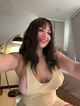 HannaBeckett online show from February 2025 07:16:02 PM