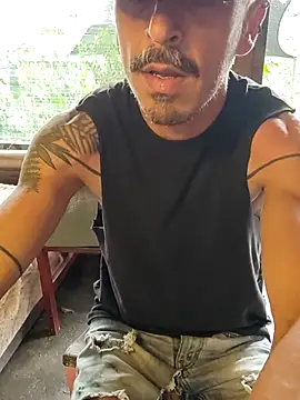 Exhibguy16 online show from August 2026 09:17:02 PM