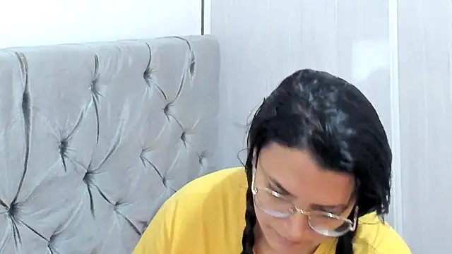 MARILYN GARCIA online show from January 2025 04:50:02 PM