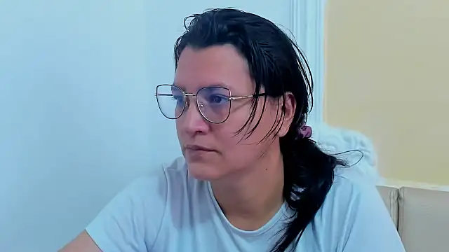 MARILYN GARCIA online show from March 2025 03:27:01 PM