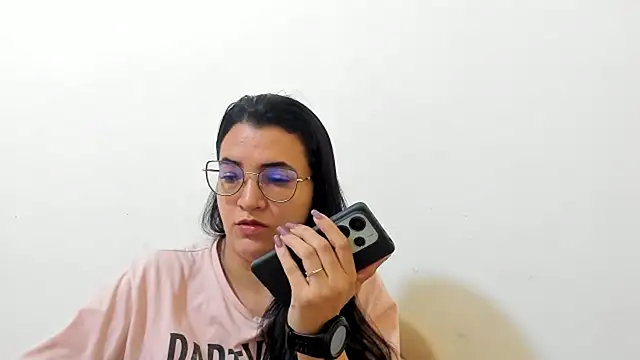 MARILYN GARCIA online show from November 2025 04:09:02 PM